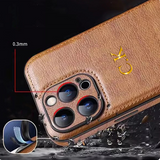 大人カッコいい クラシックレザー iPhone用ケース|「名入れ・文字入れ対応」4色展開 (ゴールド中央3D刻印)