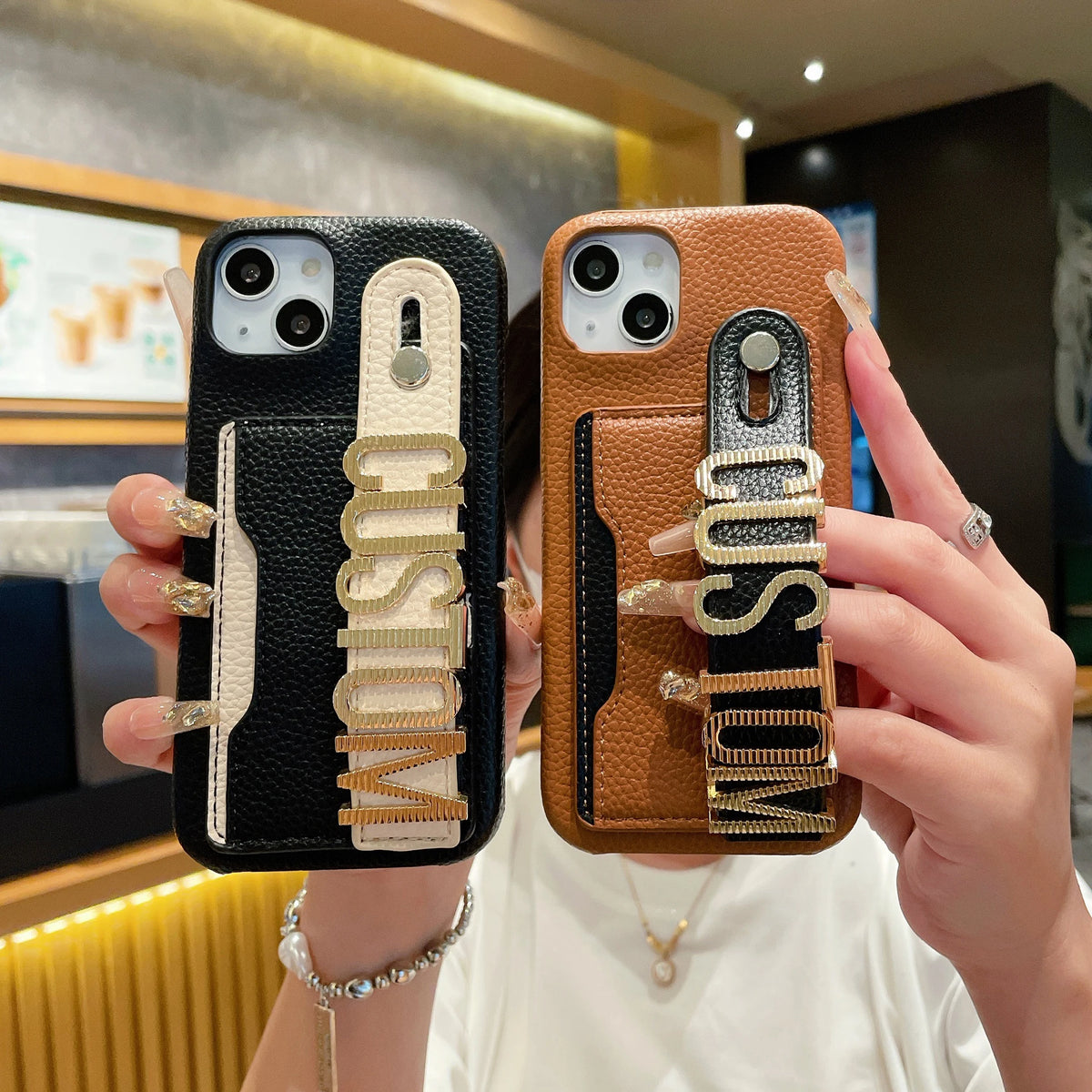 エルメス ★ ギフト◎ 柄が可愛い カードホルダー iPhone 3種 猫柄 iPhone 16/15/14 ケース カードホルダー リングスタンド付