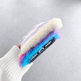 レインボーカラーのふわふわ&もこもこファー! ガーリーiPhone用ケース