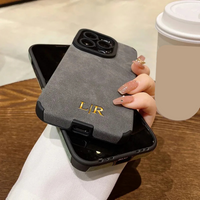 大人カッコいい 名入れ イニシャル入れ ナンバー入れ可 柔らかラムスキン( lambskin Leather) 5色 iPhone用ケース(ゴールド：下部3D刻印)