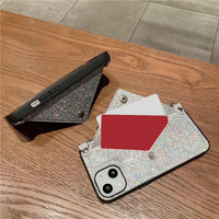 キラキラ可愛い カード収納＆チェーン付き ２色 iPhoneケース