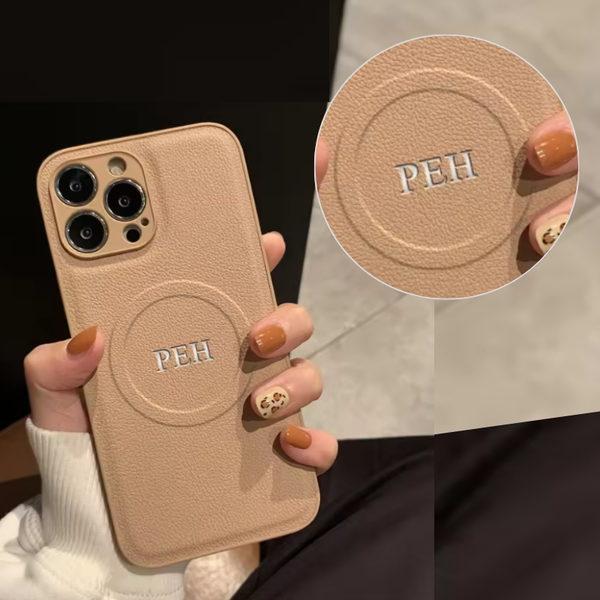 Magsafe機能付き 高品質レザー カスタム文字 刻印可 オーダーメイド 3色 iPhone用ケース(Silver：中央3D刻印）