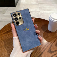 大人カッコいい 名入れ 文字入れ 柔らかラムスキン( lambskin Leather) 4色 Samsung Galaxy用ケース(ゴールド：中央3D刻印）