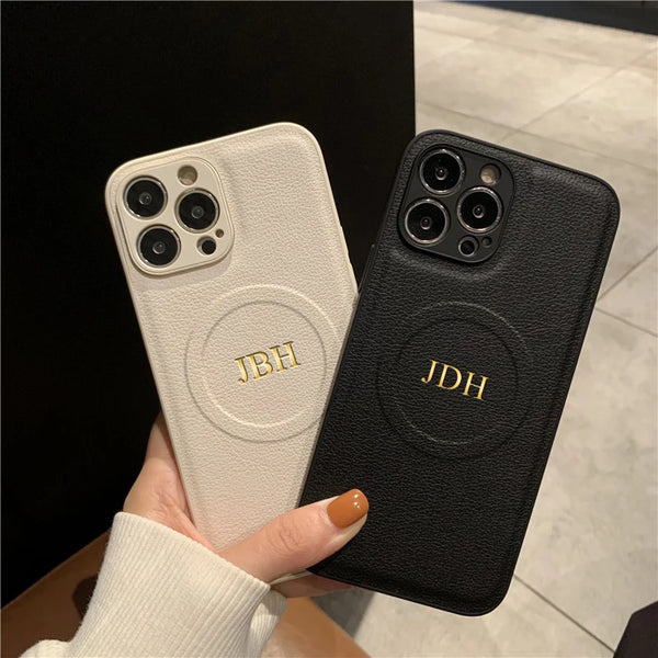 Magsafe機能付き 高品質レザー カスタム文字 刻印可 オーダーメイド 3色 iPhone用ケース(ゴールド：中央3D刻印）