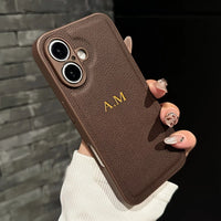 高品質レザー 文字 数字も ゴールド色で 刻印できる オーダーメイド2色 iPhone用ケース(ゴールド：中央3D刻印）