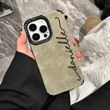 【名入れ可】大人かわいいアートフォント カスタマイズ フェイクレザーiPhone用ケース｜５色展開