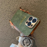 大人カッコいい 名入れ 文字入れ 柔らかラムスキン( lambskin Leather) 4色 iPhone用ケース(ゴールド：刺繡フォントスタイル）