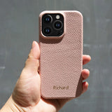 名入れ 本革 iPhone用ケース｜大人上品 カスタムイニシャル入れ入れ 高級レザー カバー【iPhone17対応】