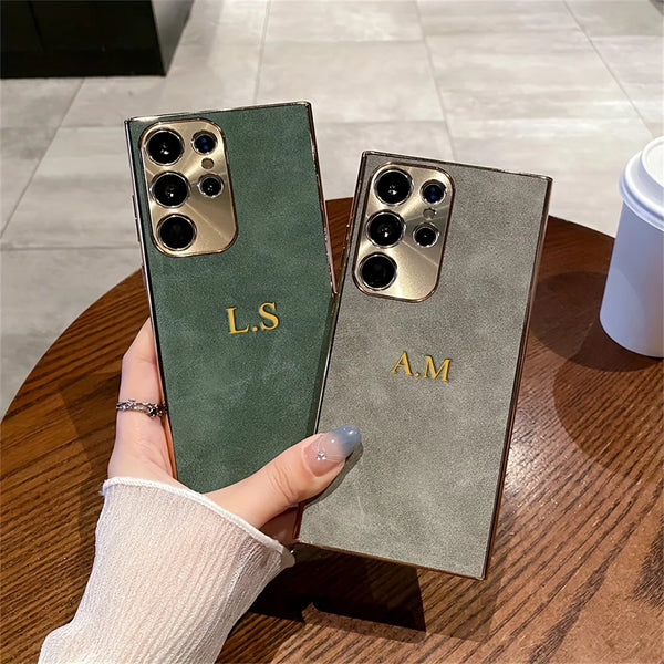 大人カッコいい 名入れ 文字入れ 柔らかラムスキン( lambskin Leather) 4色 Samsung Galaxy用ケース(ゴールド：中央3D刻印）