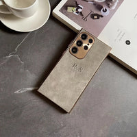 大人カッコいい 名入れ 文字入れ 柔らかラムスキン( lambskin Leather) 4色 Samsung Galaxy用ケース(Colorless：中央3D刻印）