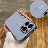 iPhone16シリーズ登場❣ラムスキンの イニシャル入れ ラグジュアリー オーダーメイド5色 iPhone用ケース(Silver：中央3D刻印）